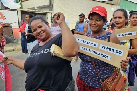 Famílias desocupam Coqueirinho com ‘esperança renovada’ na reforma agrária